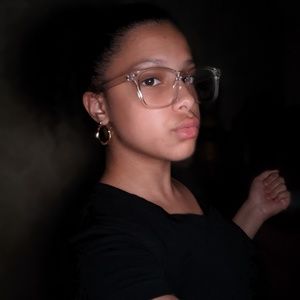 Meet your Posher, Loriany